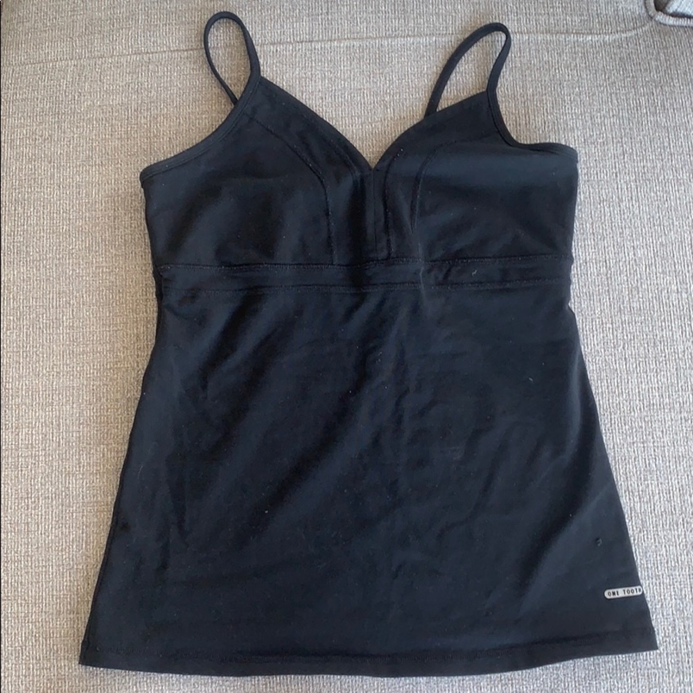Black One Tooth Workout Top